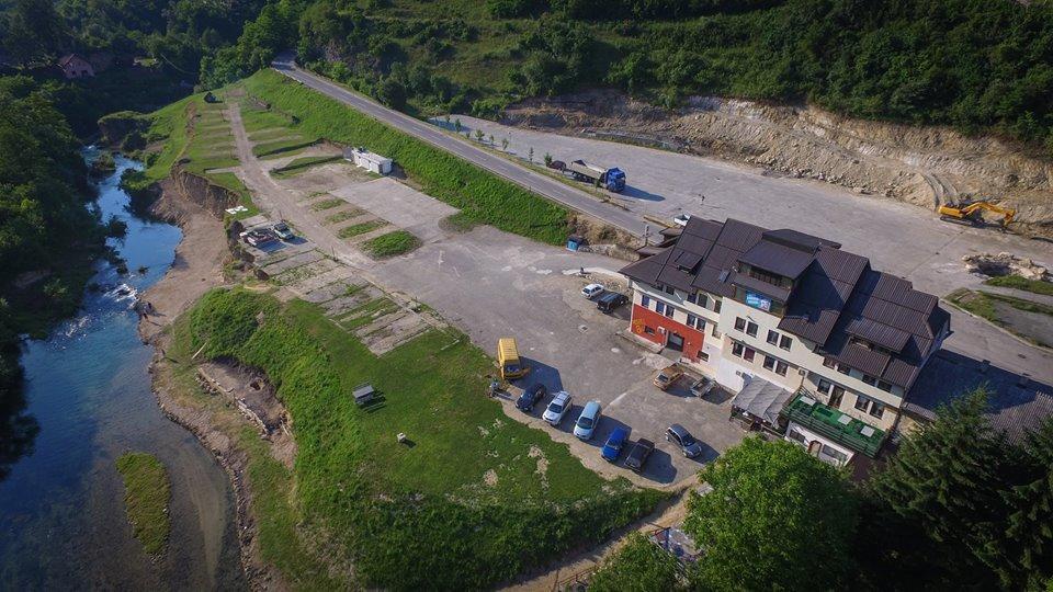 Sobe Sa Kupatilom Jajce يايتشه المظهر الخارجي الصورة